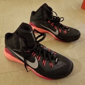 Nike hyperdunk NWT size 11 Men